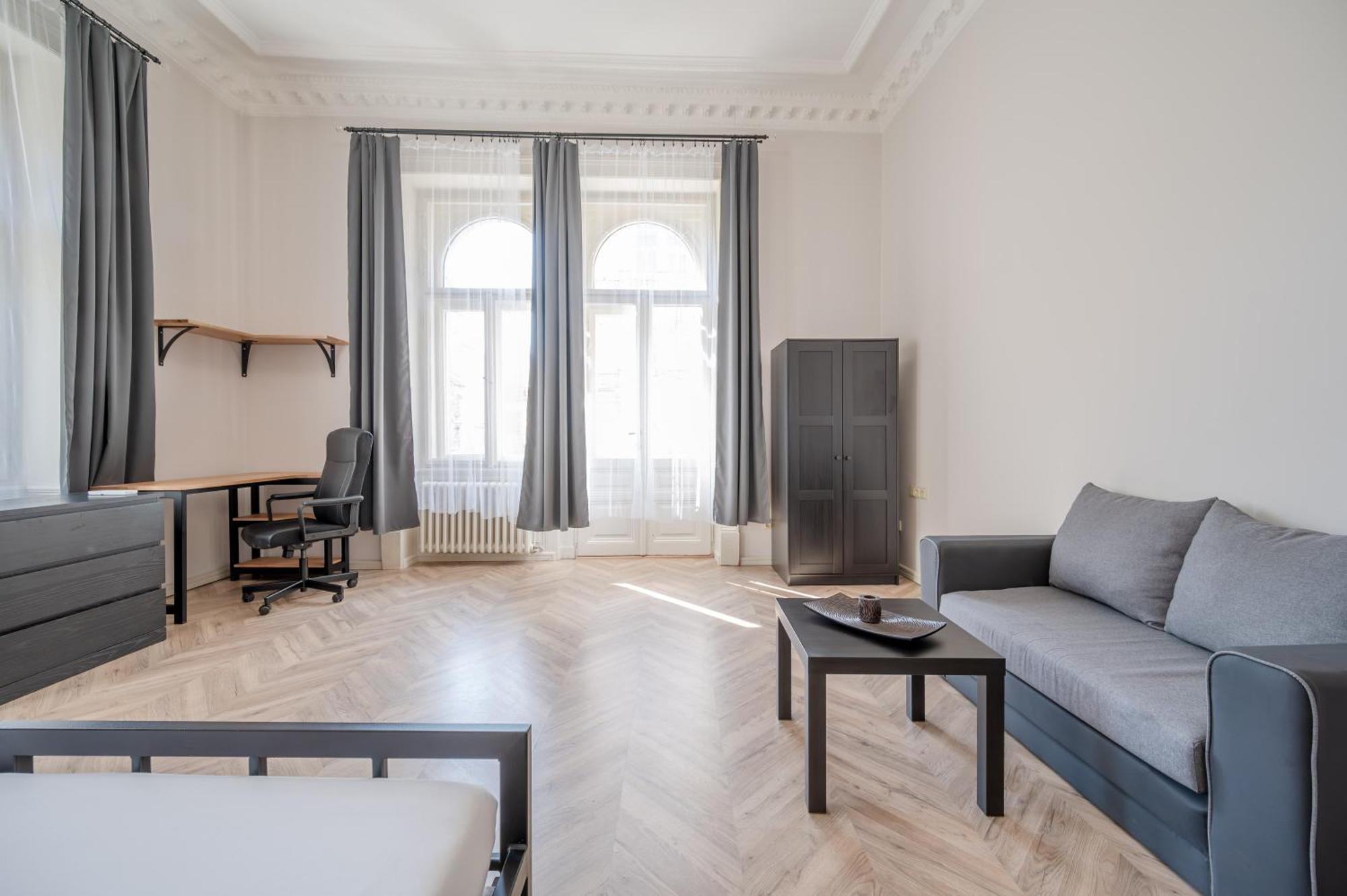 Apartament Palace Petrarca Praga Zewnętrze zdjęcie