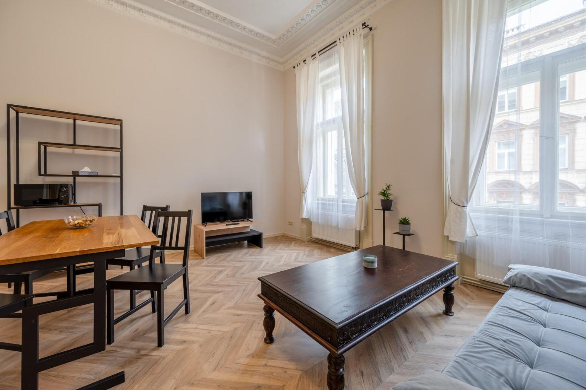 Apartament Palace Petrarca Praga Zewnętrze zdjęcie